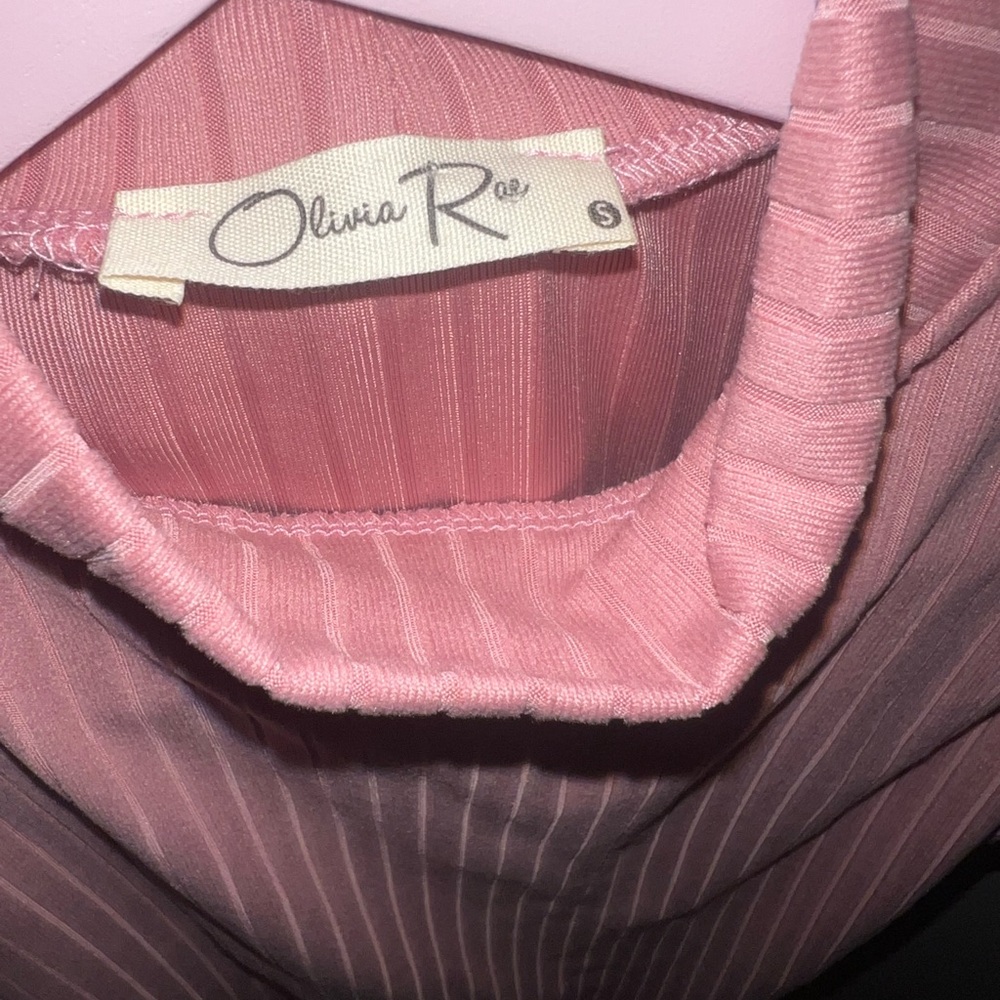 Baby pink shirt in size small